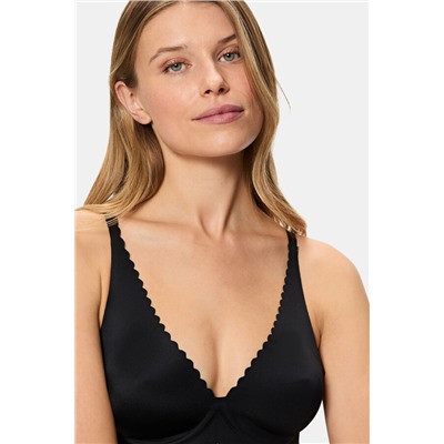 Sujetador triángulo con aros de microfibra