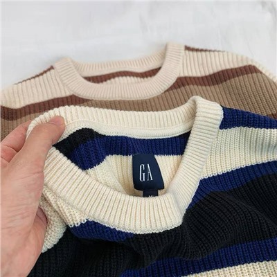 Мужской свитер в полоску  GA*P