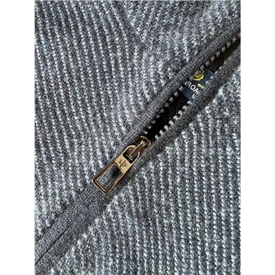 Свитер  Loro p