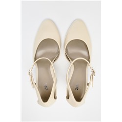 HEELED SHOES WITH STRAP