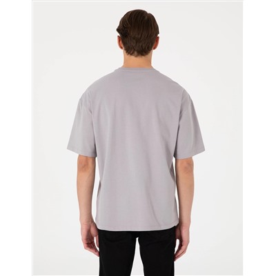 Gri Comfort Fit Bisiklet Yaka Tişört