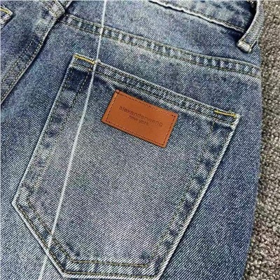 Женские очень мягкие джинсы с выделенным геометрическим рисунком АЛЕКСАНДР ВАН*Г