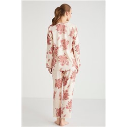 Yumuşak dokulu pijama takımı