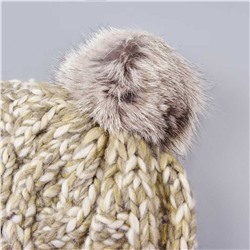 Модная шапка