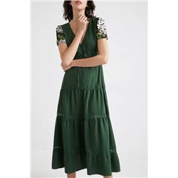 Vestido mangas bordadas
