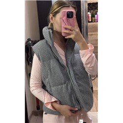 Женский короткий жилет без рукавов с воротником-стойкой