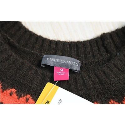 Мягкий и бархатистый вязаный свитер из окрашенной пряжи