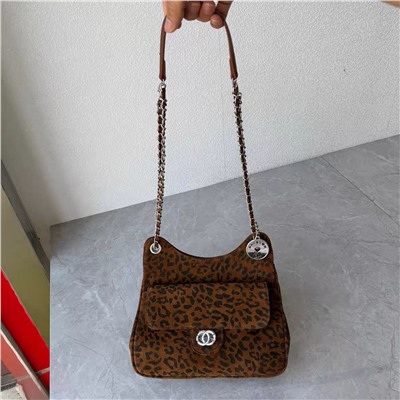 Замшевая женская сумка