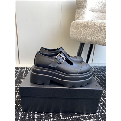 Стильные женские лоферы на толстой подошве, модель МЭР*И ДЖЕЙ*Н от АЛЕКСАНДР ВАН*Г