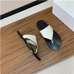 Женские шлепки через палец на плоской подошве  ЗЕ РО*У