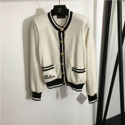 Balmai, высококачественная 100% шерсть, вышитые буквы на карманах, вязаный кардиган с длинными рукавами и круглым вырезом на пуговицах в виде головы льва, белый, синий, SML, [размер M; ширина плеч 36, обхват груди 98, длина рукава 60, длина 52