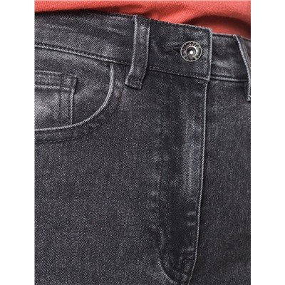 Джинсы трубы с декоративной стиркой из эластичного плотного денима