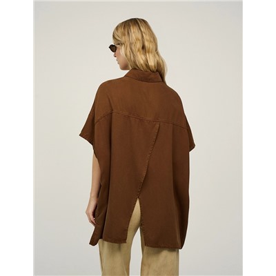 Коричневая рубашка из денима с коротким рукавом