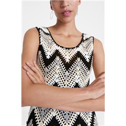 Vestido boho de ganchillo y flecos