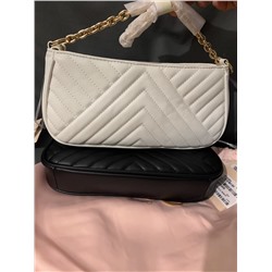 Оригинальная итальянская сумка Li*u J*o на цепочке