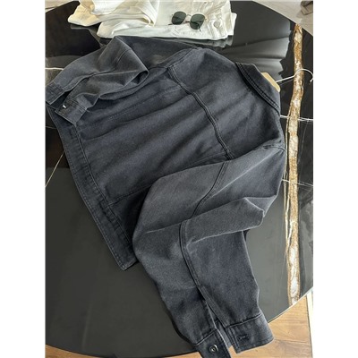 Женская джинсовая куртка с принтом в виде граффити