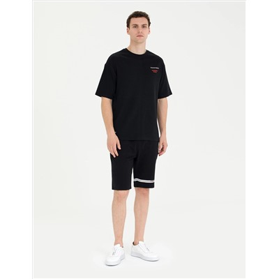Siyah Regular Fit Bisiklet Yaka Tişört