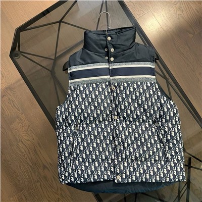 Двухсторонняя жилетка   Christia*n Dio*r  Унисекс модель