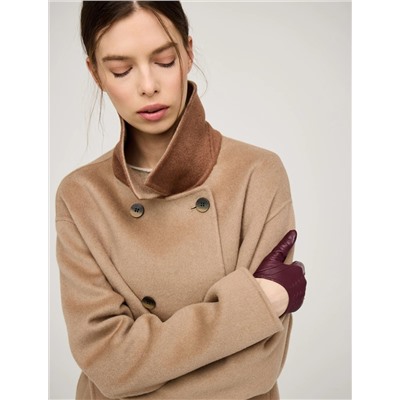 Полупальто двубортное с удлиненной спинкой