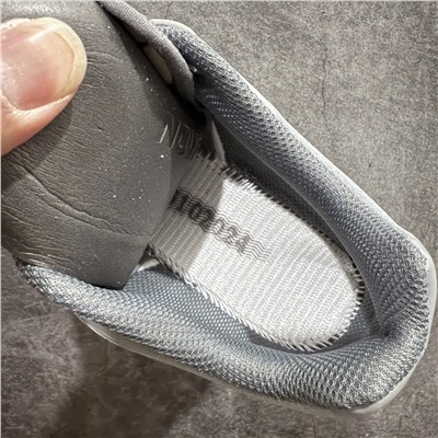 Salomon кроссовки