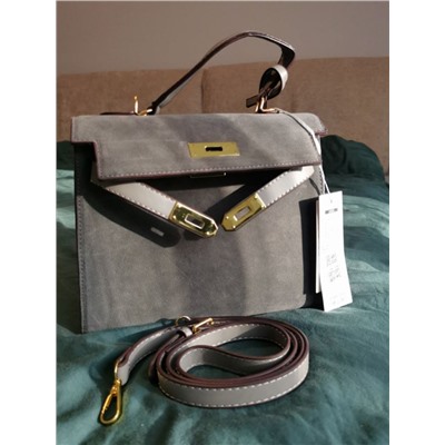 Красивая серая сумка из искусственного материала 👜