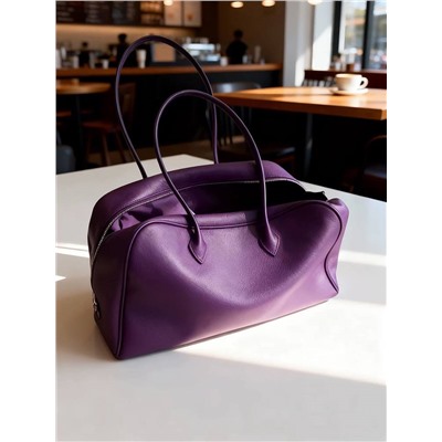 Универсальная и вместительная женская сумка