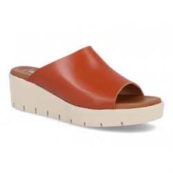 3150 - DIGO DIGO
                SANDALIAS DE CUÑA