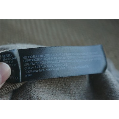 Женский шерстяной свитер МАССИМО Д