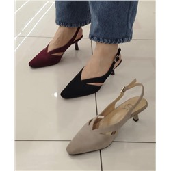 Босоножки бежевые