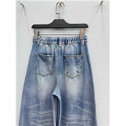 Женские джинсы на резинке со шнурком