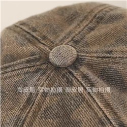 Бейсболка унисекс с леопардовым принтом  H&*M