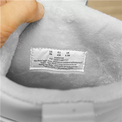 Женские зимние сапоги дутики