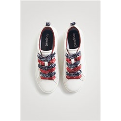 Sneakers cordones doble estampado