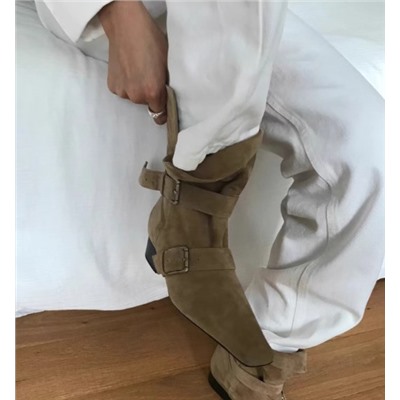 Короткие сапожки из натуральной замши