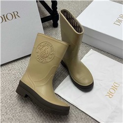 Стильные резиновые сапоги ДИО*Р
