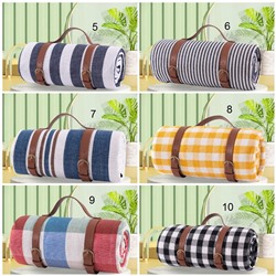 Удобный плед в двух размерах на подкладе