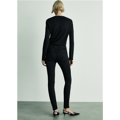 Jeans skinny tiro alto