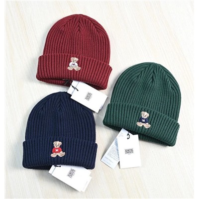 Толстая теплая вязаная шапка из смеси шерсти с вышитым рисунком медведя