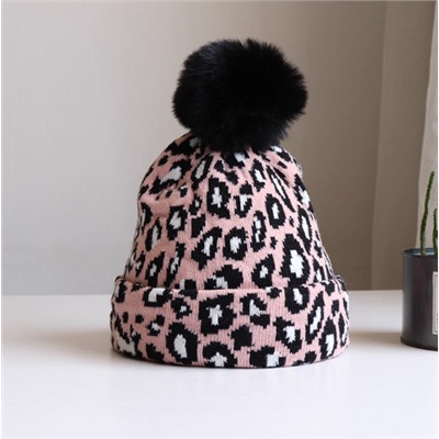 Леопардовая шапка. Тренд сезона)