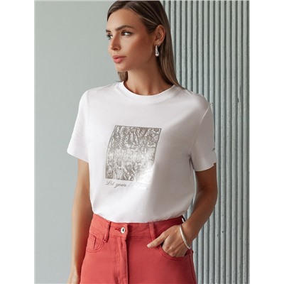 Футболка с авторским принтом из премиального хлопка с эластаном