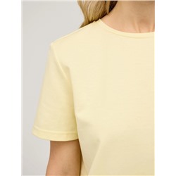 Сливочная базовая футболка