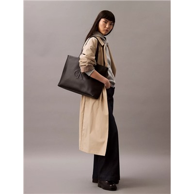 Sculpted Impression Slim Tote Bag