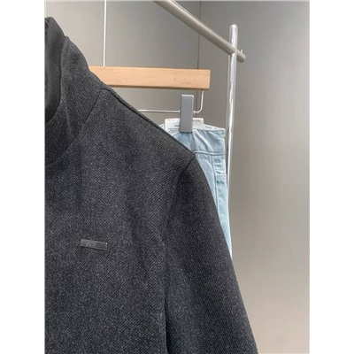 Мужское короткое пальто ГЕС*С