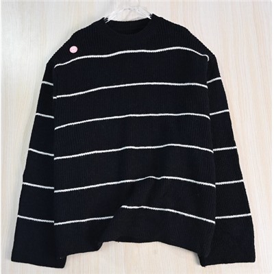 Трикотажный свитер с круглым вырезом КО*С