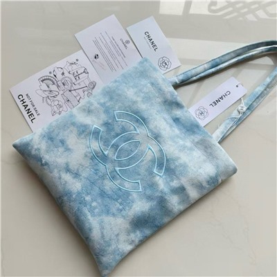 Тканевая сумка шопер в нежно-голубом цвете  Chane*l 🩷