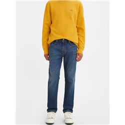 Model is 6'2", Waist 32", Wearing a Size 32 x 32 502™ Taper Fit Men's Jeans