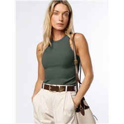 Топ из трикотажа в широкий рубчик