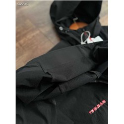 Водоотталкивающая куртока с капюшоном МАММУ*Т