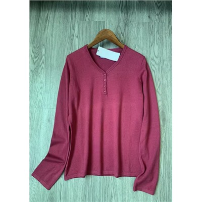 Женская трикотажная кофта на пуговицах