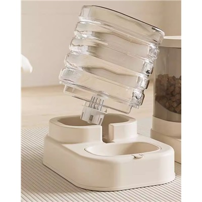 Автоматический диспенсер для кормления кошек и собак